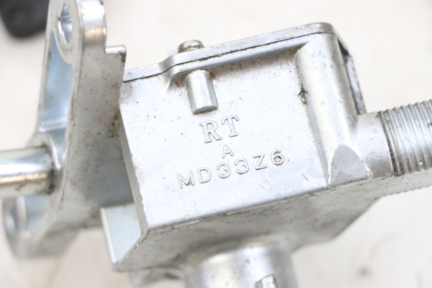 photo de CONTACTSLOT MBK BOOSTER SPIRIT NAKED 50 (2004 - 2017) - Zoom op gebruiksstaat