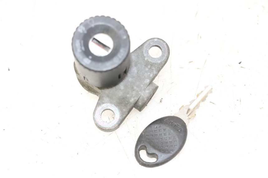 photo de CONTACTSLOT APRILIA ETX 125 (1998 - 2002) - Hoofdaanzicht