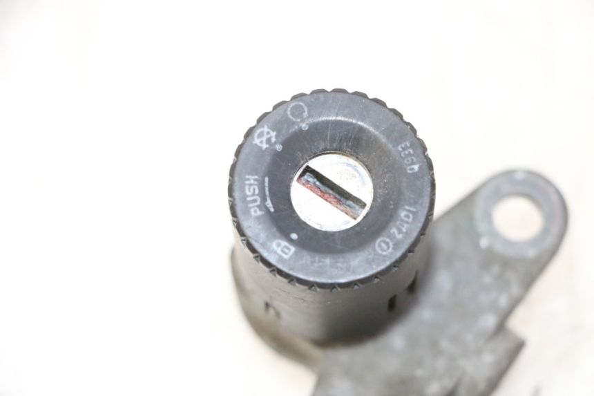 photo de CONTACTSLOT APRILIA ETX 125 (1998 - 2002) - Zoom op gebruiksstaat