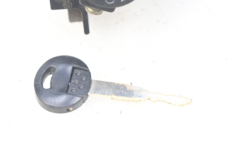 photo de CONTACTSLOT PEUGEOT KISBEE 4T 50 (2010 - 2017) - Overzicht