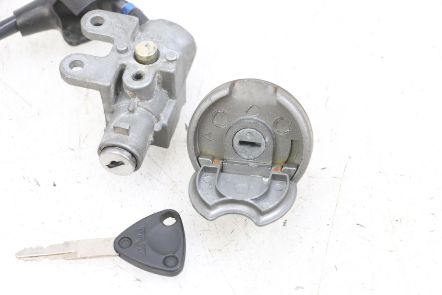 photo de CONTACTS SLOT TNT MOTOR ROMA 10' 4T 50 (2019 - 2022) - Technische close-up