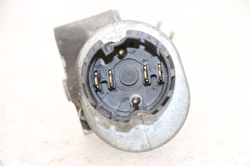 photo de CONTACTSLOT PEUGEOT TKR TREKKER FURIOUS 50 (2005 - 2014) - Zoom op gebruiksstaat