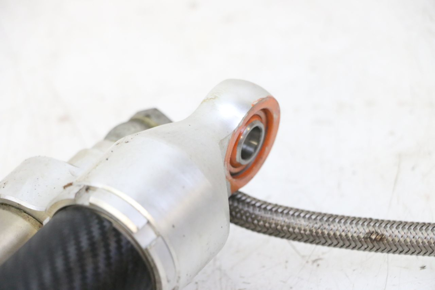 photo de SET ACHTERSCHOKDEMPERS QUADRO 4 4D 350 (2015 - 2018) - Zoom op gebruiksstaat