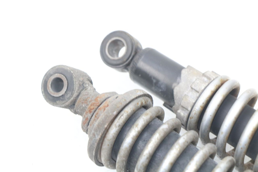 photo de SET ACHTERSCHOKDEMPERS PIAGGIO BEVERLY 125 (1998 - 2005) - Zoom op gebruiksstaat