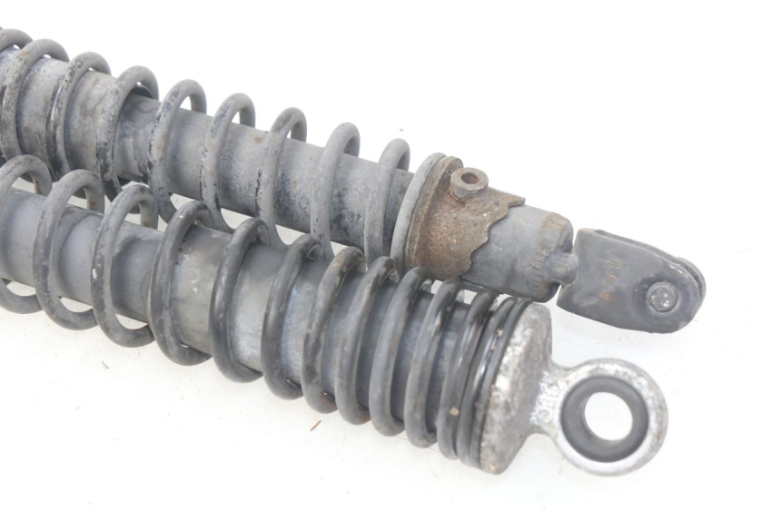 photo de SET ACHTERSCHOKDEMPERS SUZUKI BURGMAN 125 (2007 - 2014) - Detail van het onderdeel