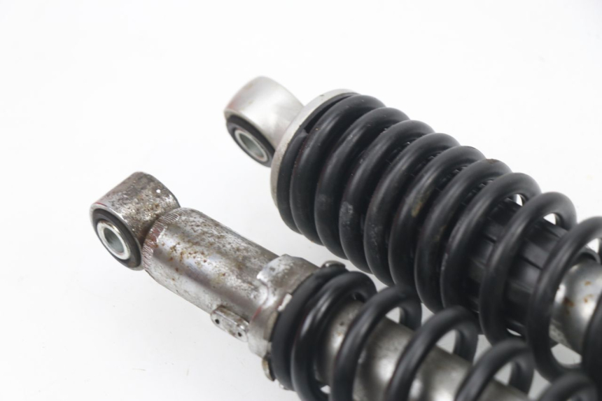 photo de SET ACHTERSCHOKDEMPERS HONDA CBF 125 (2009 - 2015) - Technische close-up