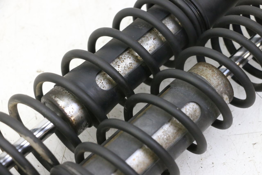 photo de SET ACHTERSCHOKDEMPERS KYMCO DINK STREET 125 (2009 - 2014) - Bevestigingspunten