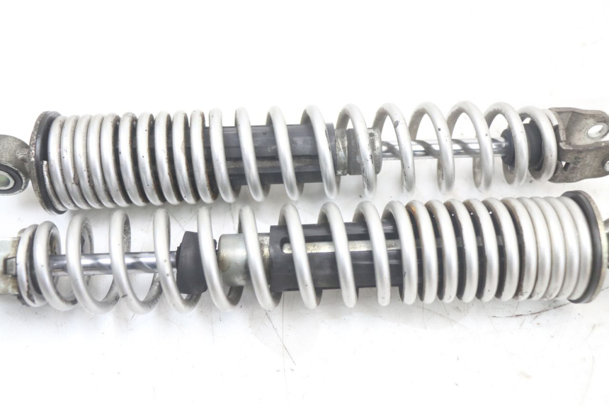 photo de SET ACHTERSCHOKDEMPERS HONDA PCX (JF28) 125 (2009 - 2011) - Bevestigingspunten