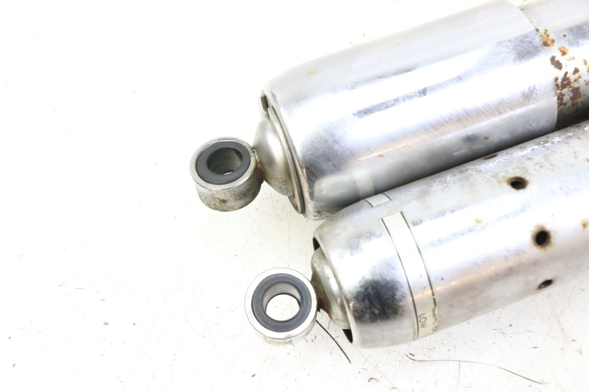 photo de SET ACHTERSCHOKDEMPERS HONDA VT C2 SHADOW 750 (1997 - 2001) - Bevestigingspunten