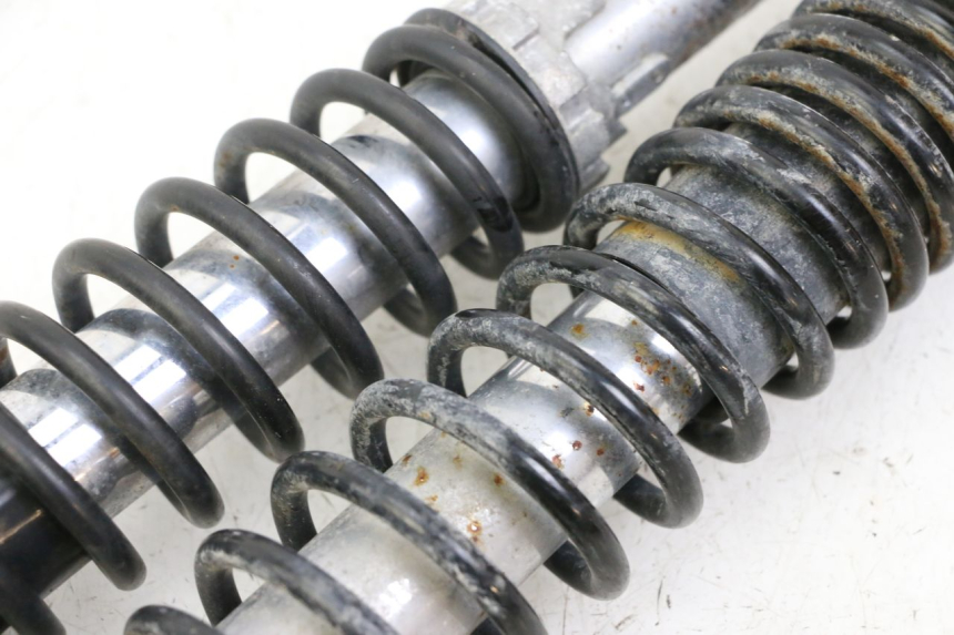 photo de SET ACHTERSCHOKDEMPERS SYM JOYMAX 125 (2010 - 2017) - Staat van het oppervlak