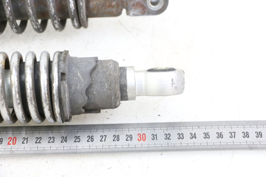 photo de SET ACHTERSCHOKDEMPERS KYMCO GRAND DINK 125 (2008 - 2014) - Detail van het onderdeel