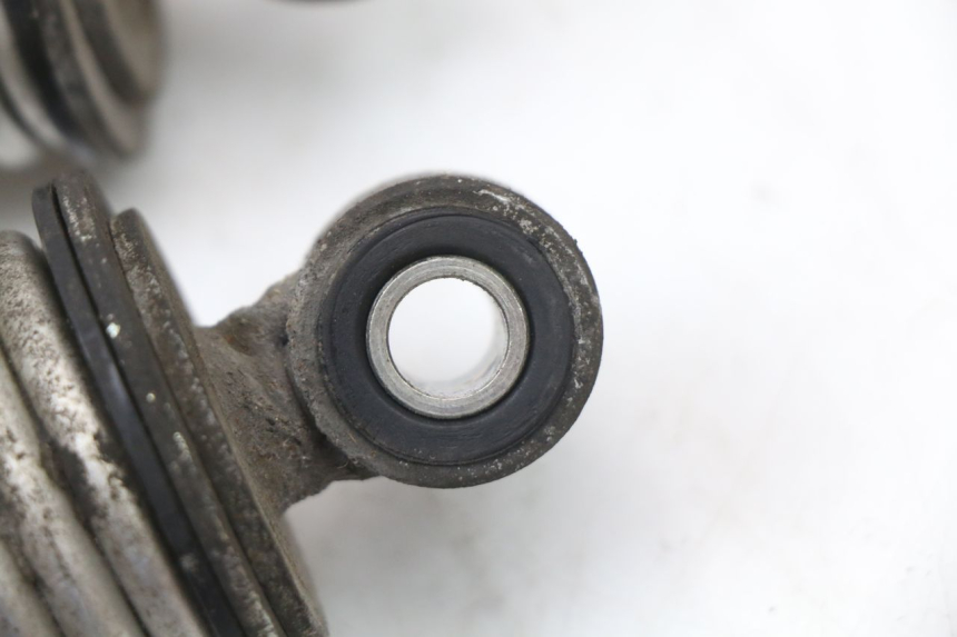 photo de SET ACHTERSCHOKDEMPERS HONDA PCX (JF28) 125 (2009 - 2011) - Staat van het oppervlak