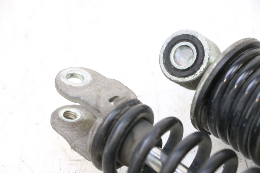 photo de SET ACHTERSCHOKDEMPERS HONDA PCX (JF57/JF64) 125 (2014 - 2018) - Technische close-up