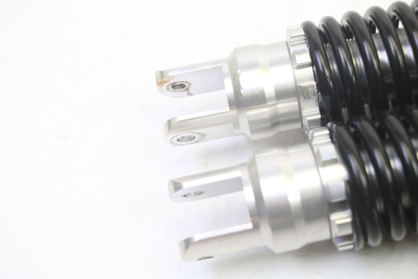 photo de SET ACHTERSCHOKDEMPERS EFUN PUSA 1 - Andere kijkhoek