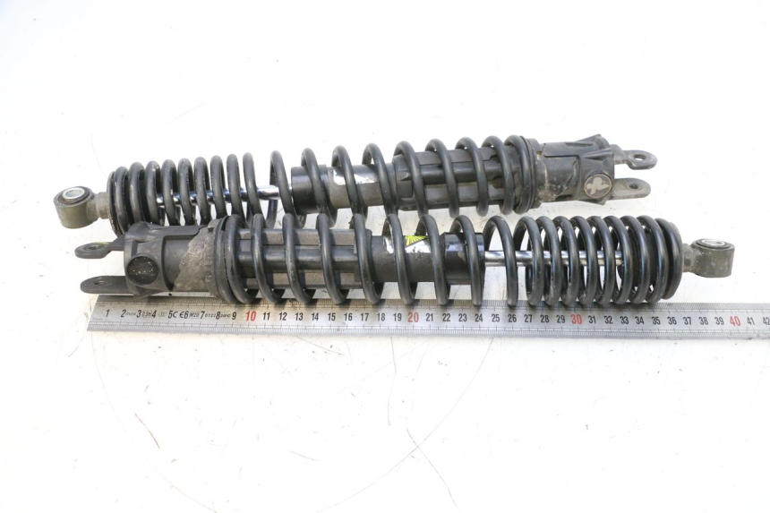photo de SET ACHTERSCHOKDEMPERS PEUGEOT SATELIS COMPRESSOR K15 125 (2006 - 2009) - Zoom op gebruiksstaat