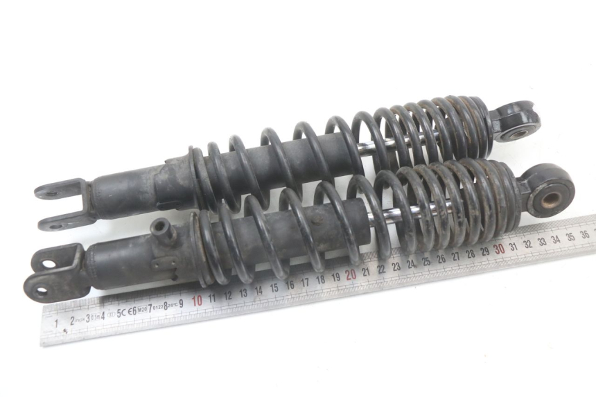 photo de SET ACHTERSTE SCHOKDEMPERS PEUGEOT TWEET 125 (2018 - 2021) - Detail van het onderdeel