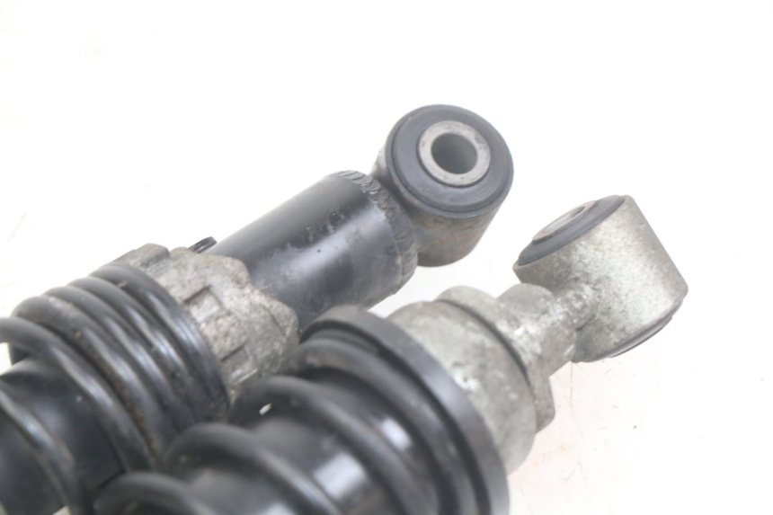 photo de SET ACHTERSCHOKDEMPERS PIAGGIO X8 125 (2004 - 2007) - Bevestigingspunten