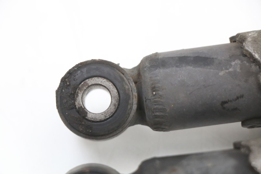 photo de SET ACHTERSCHOKDEMPERS PIAGGIO X8 125 (2004 - 2007) - Bevestigingspunten