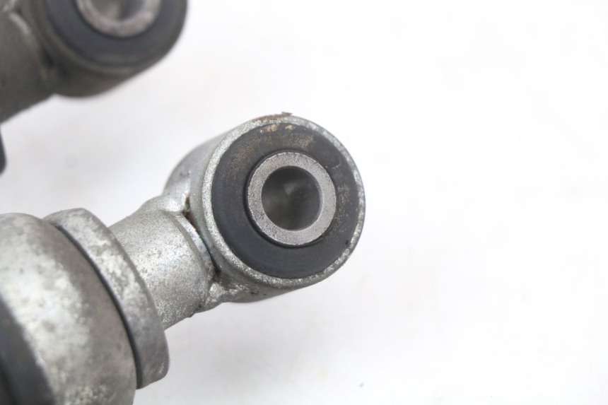 photo de SET ACHTERSCHOKDEMPERS PIAGGIO X8 125 (2004 - 2007) - Markeringen en referenties