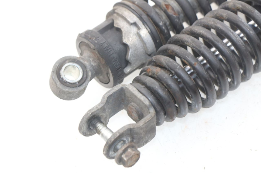 photo de SET ACHTERSCHOKDEMPERS YAMAHA YP MAJESTY 125 (1998 - 2001) - Zoom op gebruiksstaat