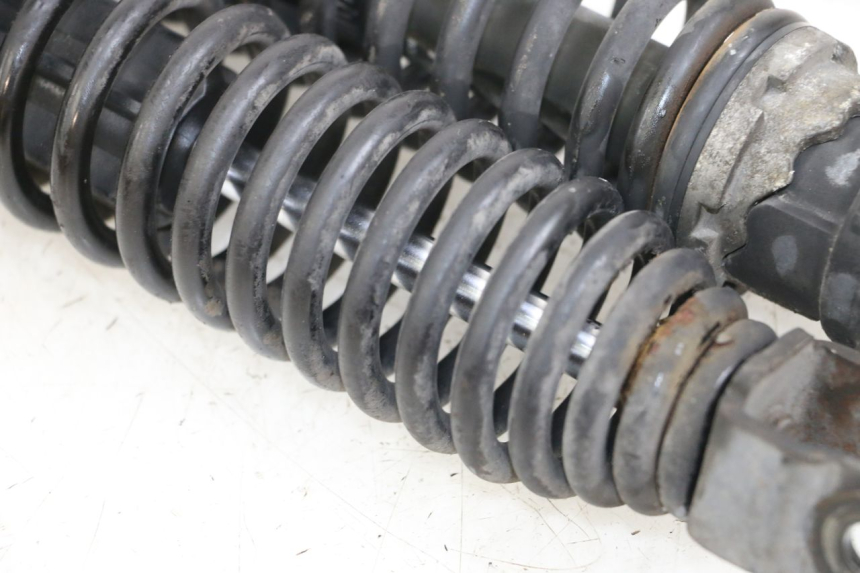 photo de SET ACHTERSCHOKDEMPERS YAMAHA YP MAJESTY 125 (2002 - 2006) - Technische close-up