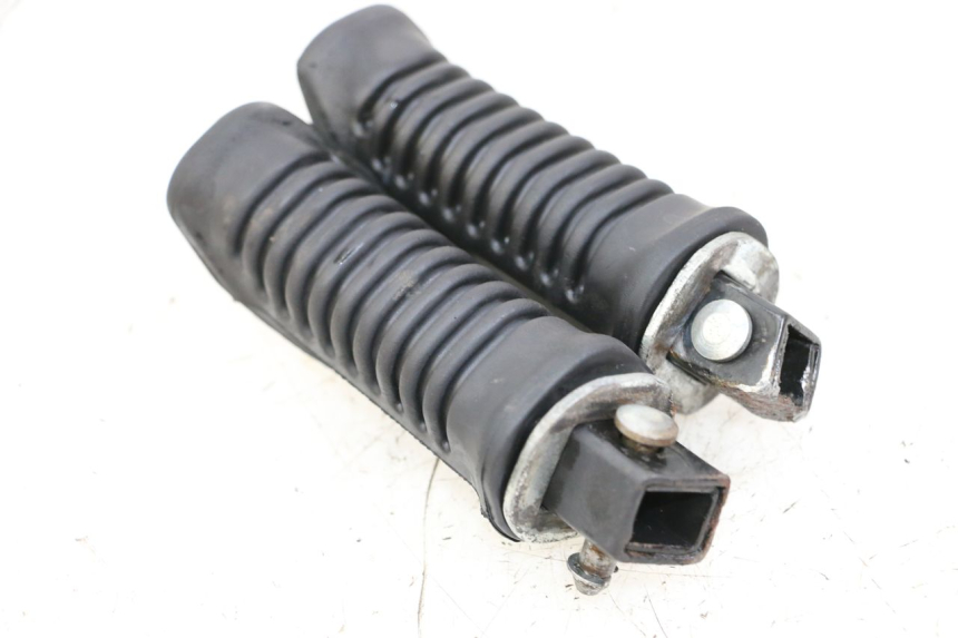 photo de SET ACHTERSTE VOETSTEUNEN SUZUKI ADDRESS 110 (2015 - 2020) - Technische close-up