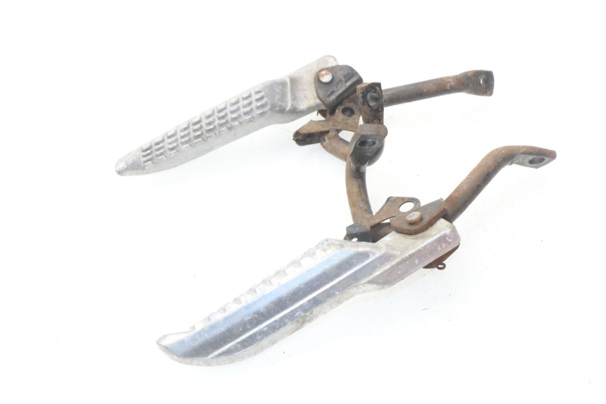 photo de SET ACHTERSTE VOETSTEUNEN JONWAY AZTRAL 125 (2008 - 2017) - Andere kijkhoek