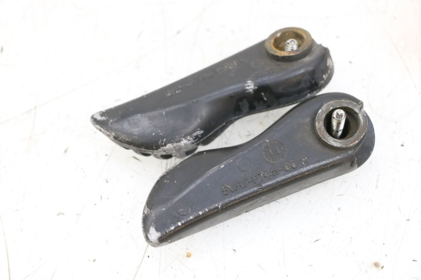 photo de SET ACHTERSTE VOETSTEUNEN MBK BOOSTER SPIRIT NAKED 50 (2004 - 2017) - Technische close-up