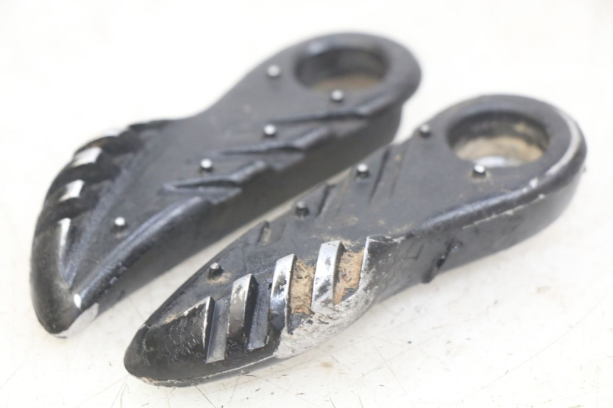 photo de SET ACHTERSTE VOETSTEUNEN YAMAHA BW'S EASY 50 (2013 - 2016) - Hoofdaanzicht