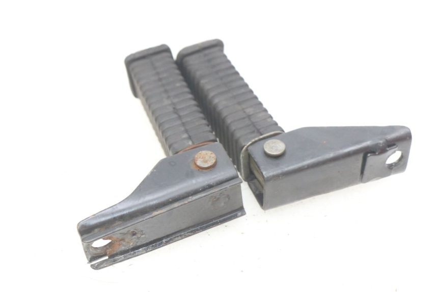 photo de SET ACHTERSTE VOETSTEUNEN TNT MOTOR CITY 50 (2007 - 2018) - Detail van het onderdeel