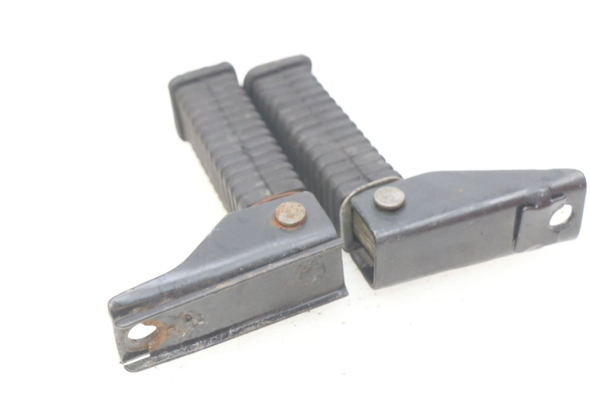 photo de SET ACHTERSTE VOETSTEUNEN TNT MOTOR CITY 50 (2007 - 2018) - Zoom op gebruiksstaat