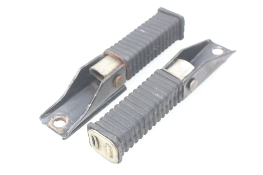 photo de SET ACHTERSTE VOETSTEUNEN TNT MOTOR CITY 50 (2007 - 2018) - Overzicht