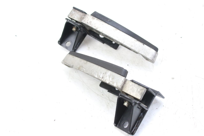 photo de SET ACHTERSTE VOETSTEUNEN PEUGEOT CITYSTAR 50 (2013 - 2017) - Andere kijkhoek