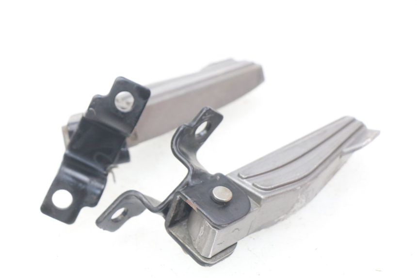 photo de SET ACHTERSTE VOETSTEUNEN RIDE CLASSIC 2T 50 (2014 - 2022) - Staat van het oppervlak