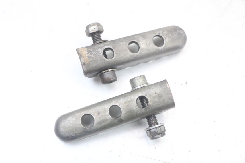 photo de SET ACHTERSTE VOETSTEUNEN DERBI SENDA SM DRD X-TREME 50 (2011 - 2017) - Overzicht