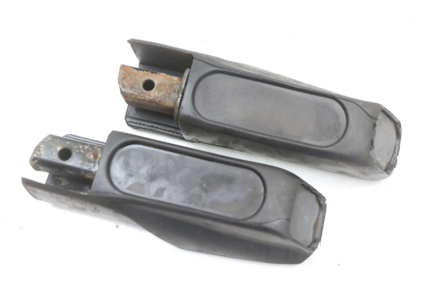 photo de SET ACHTERSTE VOETSTEUNEN HONDA FES S-WING SWING ABS 125 (2007 - 2015) - Andere kijkhoek