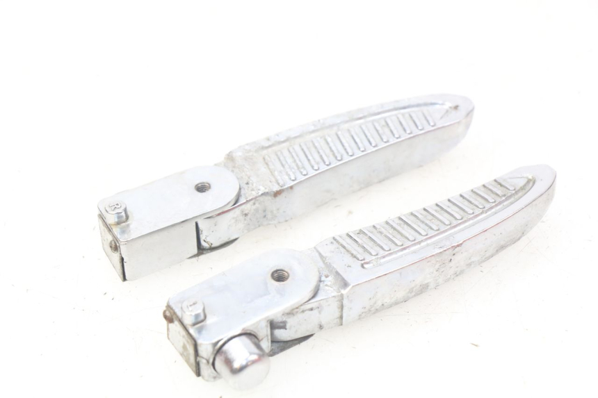 photo de SET ACHTERSTE VOETSTEUNEN EUROCKA GREEN 1 - Bevestigingspunten