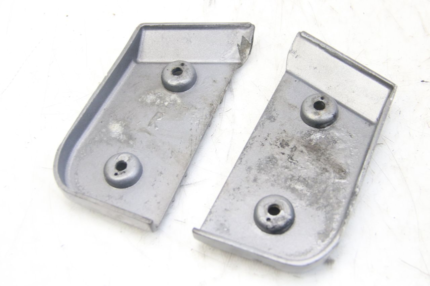 photo de SET ACHTERSTE VOETSTEUNEN TNT MOTOR GRIDO 2T 50 (2010 - 2019) - Detail van het onderdeel