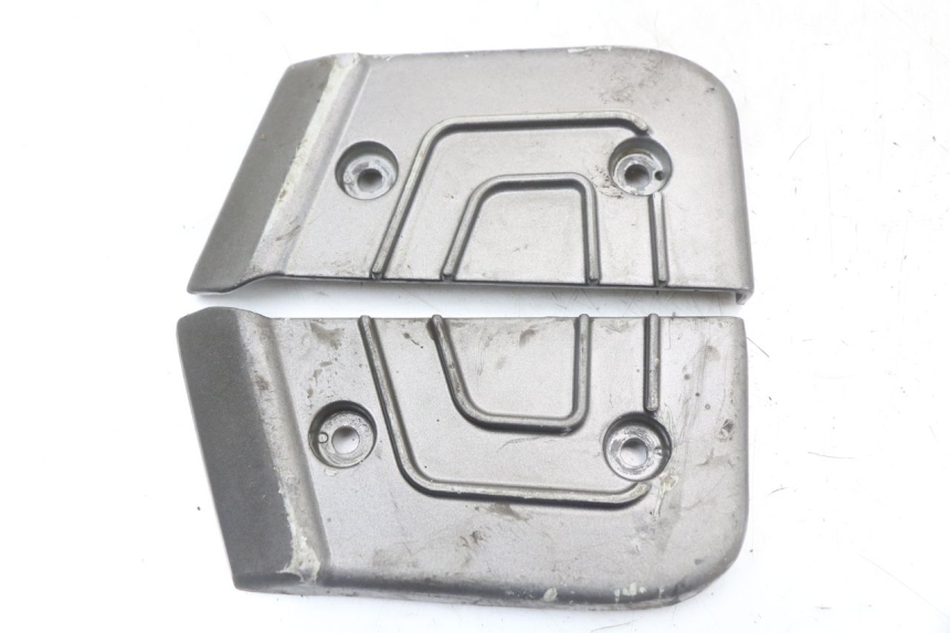 photo de SET ACHTERSTE VOETSTEUNEN TNT MOTOR GRIDO 2T 50 (2010 - 2019) - Hoofdaanzicht