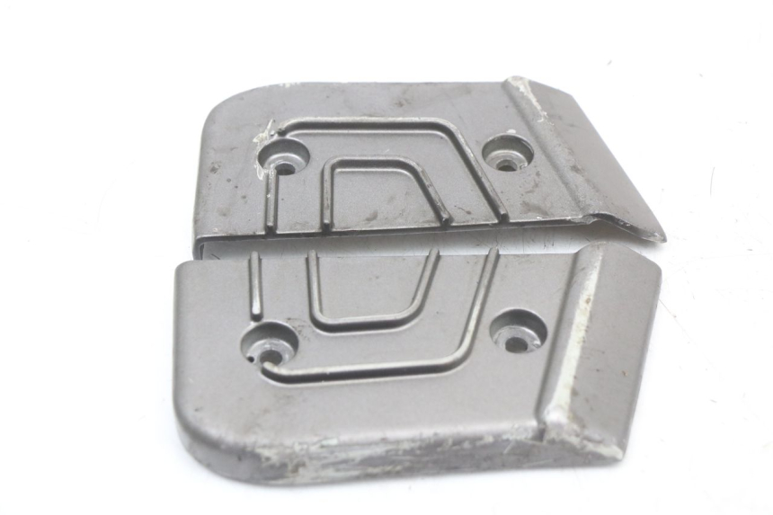 photo de SET ACHTERSTE VOETSTEUNEN TNT MOTOR GRIDO 2T 50 (2010 - 2019) - Zoom op gebruiksstaat