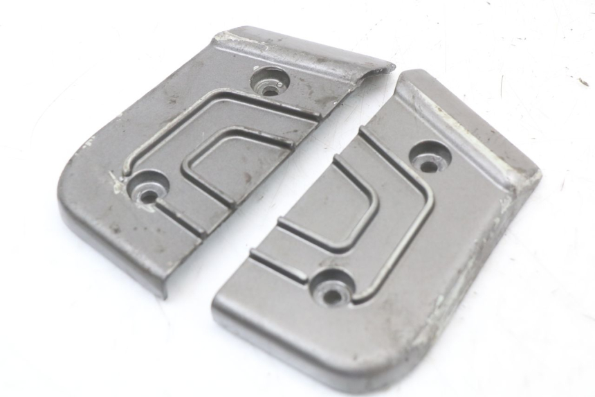 photo de SET ACHTERSTE VOETSTEUNEN TNT MOTOR GRIDO 2T 50 (2010 - 2019) - Andere kijkhoek