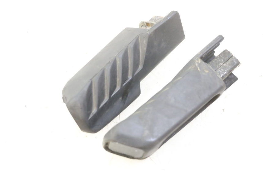 photo de SET ACHTERSTE VOETSTEUNEN HONDA FES S-WING SWING ABS 125 (2007 - 2015) - Detail van het onderdeel
