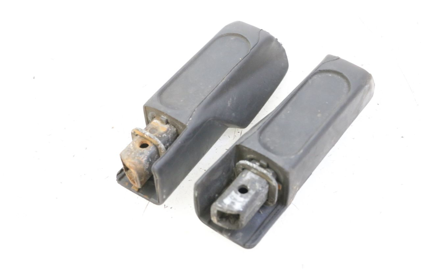 photo de SET ACHTERSTE VOETSTEUNEN HONDA FES S-WING SWING ABS 125 (2007 - 2015) - Andere kijkhoek