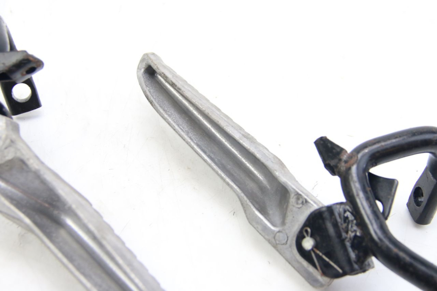 photo de SET ACHTERSTE VOETSTEUNEN REVATTO IMPERATOR 125 (2007 - 2015) - Andere kijkhoek