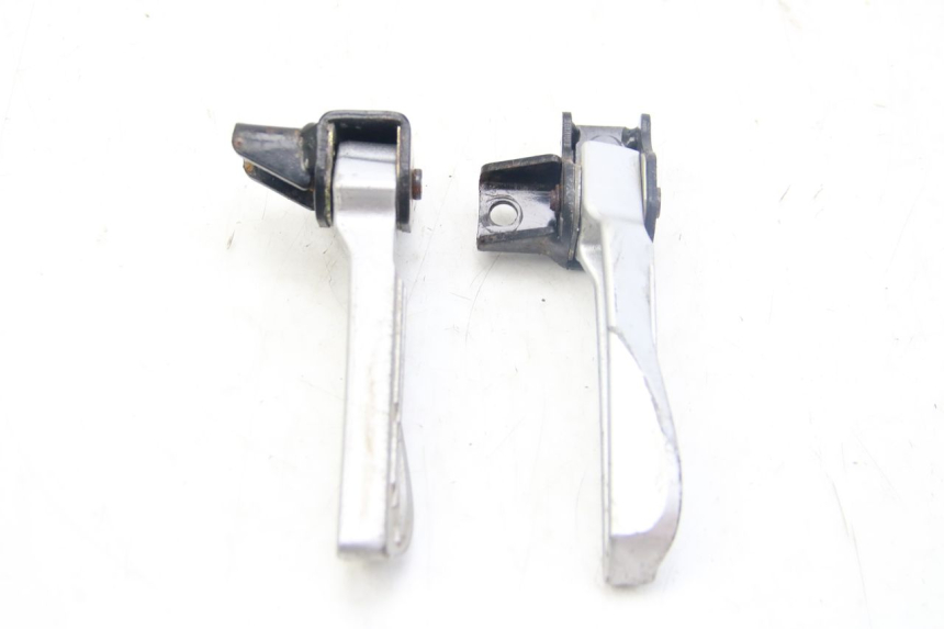 photo de SET ACHTERSTE VOETSTEUNEN SYM JET 4 4T 50 (2018 - 2021) - Andere kijkhoek