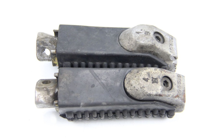 photo de SET ACHTERSTE VOETSTEUNEN BMW K100 1000 (1982 - 1990) - Zoom op gebruiksstaat