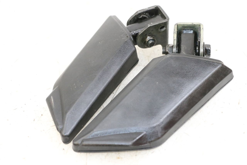 photo de SET ACHTERSTE VOETSTEUNEN PEUGEOT KISBEE 4T 50 (2018 - 2022) - Andere kijkhoek