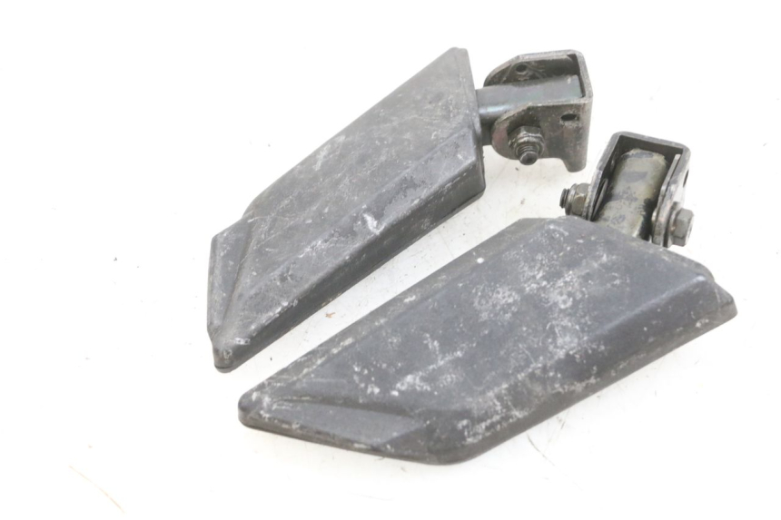 photo de SET ACHTERSTE VOETSTEUNEN PEUGEOT KISBEE 4T 50 (2010 - 2017) - Technische close-up