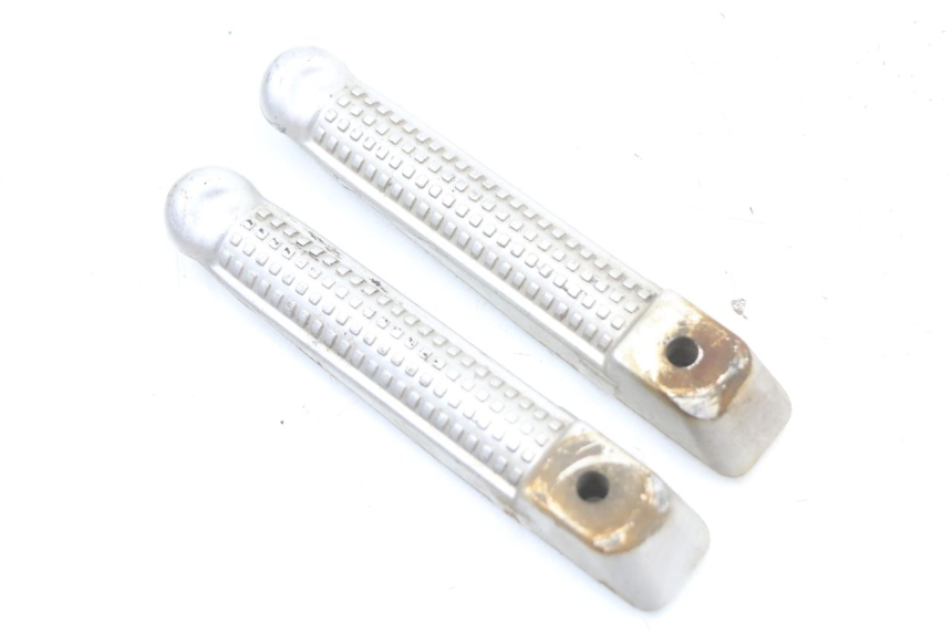 photo de SET ACHTERSTE VOETSTEUNEN RENAULT KOURANOS 125 (2001 - 2004) - Andere kijkhoek