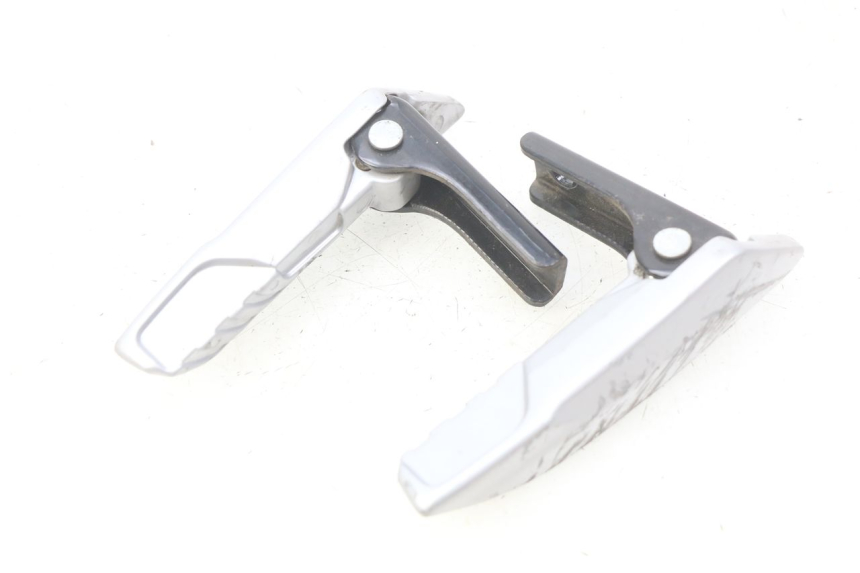 photo de SET ACHTERSTE VOETSTEUNEN PIAGGIO LIBERTY IGET 4T 50 (2015 - 2020) - Hoofdaanzicht